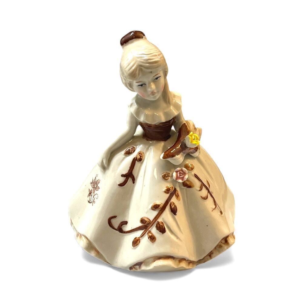 Vintage Porcelain Girl Figurine w/ Basket – Cottagecore Decor